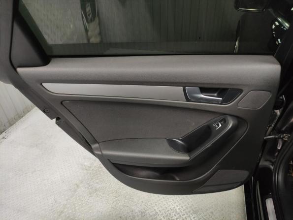 Audi A4 IV (B8) Рестайлинг с пробегом 2013 года, цена 1 050 000 рублей, 240872 км, седан, Автокод Объявления