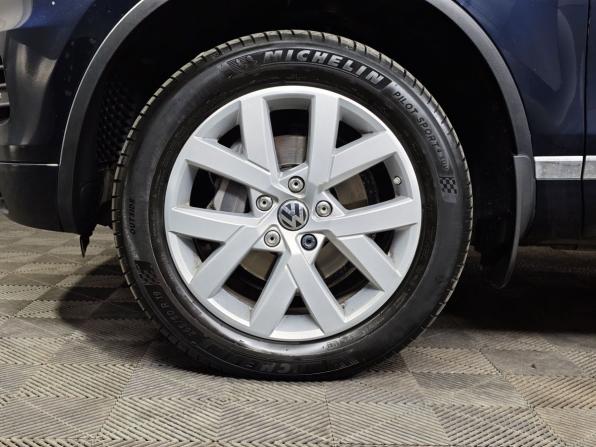 Volkswagen Touareg II с пробегом 2013 года, цена 1 795 000 рублей, 301576 км, внедорожник, Автокод Объявления