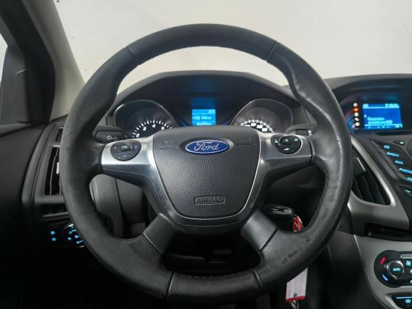 Ford Focus III с пробегом 2014 года, цена 870 000 рублей, 144991 км, седан, Автокод Объявления