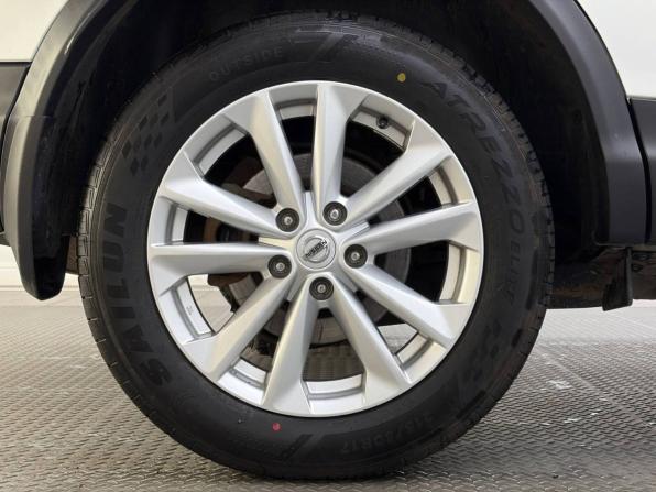 Nissan Qashqai II с пробегом 2018 года, цена 1 420 000 рублей, 196287 км, внедорожник, Автокод Объявления