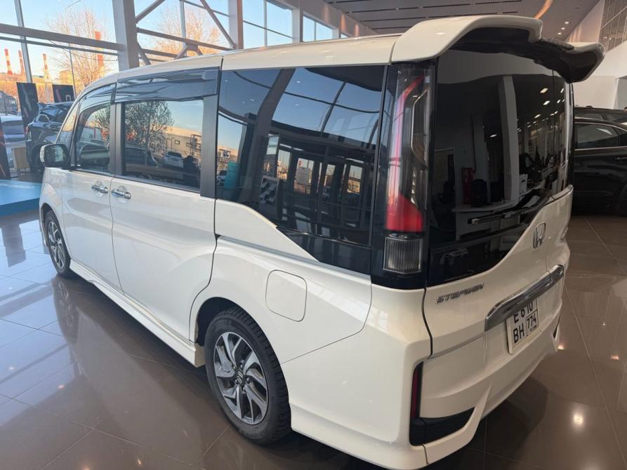 Honda Stepwgn V Челябинск  - изображение 7