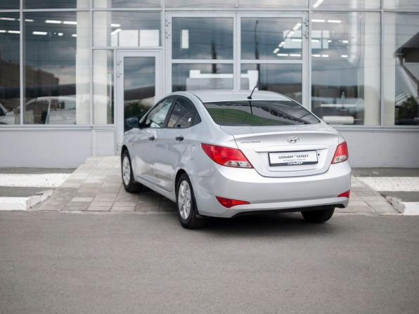 Hyundai Solaris I Рестайлинг с пробегом 2016 года, цена 1 030 000 рублей, 163198 км, седан, Автокод Объявления