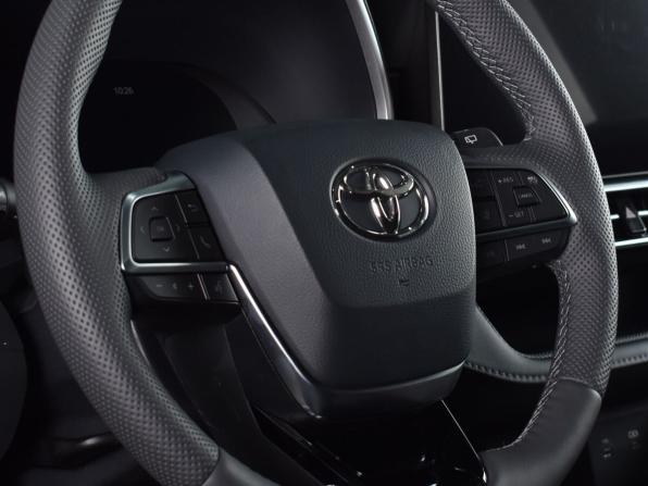 Toyota Highlander IV (XU70) с пробегом 2025 года, цена 4 999 995 рублей, 39 км, внедорожник, Автокод Объявления