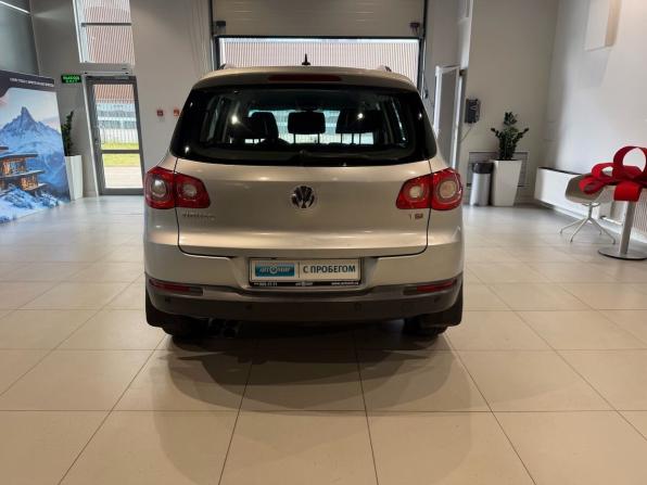 Volkswagen Tiguan I с пробегом 2010 года, цена 945 000 рублей, 143904 км, внедорожник, Автокод Объявления