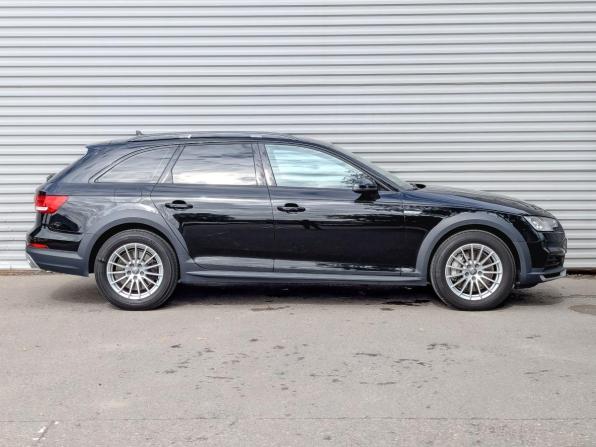 Audi A4 allroad V (B9) Рестайлинг с пробегом 2019 года, цена 3 430 000 рублей, 131511 км, универсал, Автокод Объявления