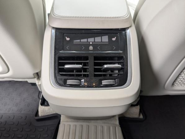 Volvo XC90 II с пробегом 2018 года, цена 3 245 000 рублей, 200505 км, внедорожник, Автокод Объявления