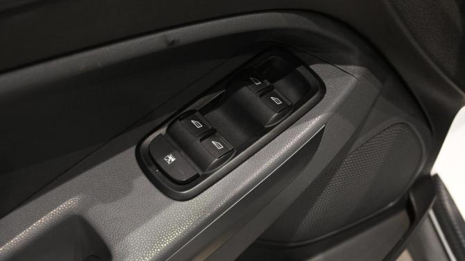 Ford EcoSport II с пробегом 2017 года, цена 995 000 рублей, 102467 км, внедорожник, Автокод Объявления