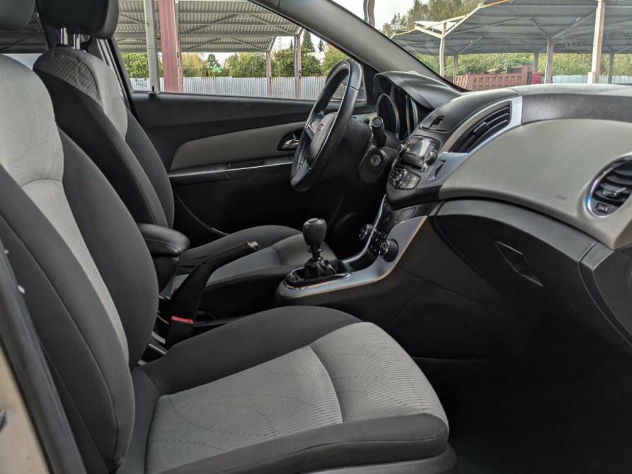 Chevrolet Cruze I Рестайлинг Екатеринбург  - изображение 10