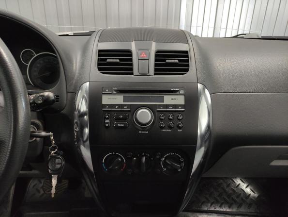 Suzuki SX4 I (Classic) Рестайлинг с пробегом 2013 года, цена 990 000 рублей, 124270 км, хэтчбек, Автокод Объявления