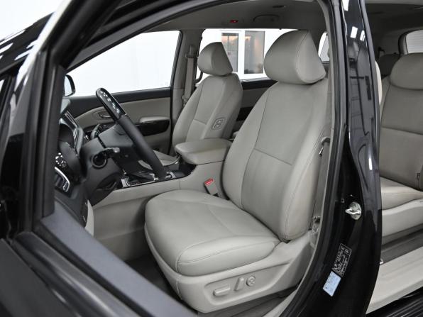 Kia Carnival III с пробегом 2018 года, цена 2 699 000 рублей, 97000 км, минивэн, Автокод Объявления