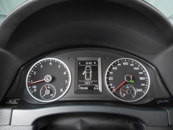 Volkswagen Tiguan I Рестайлинг с пробегом 2012 года, цена 1 389 000 рублей, 178349 км, внедорожник, Автокод Объявления