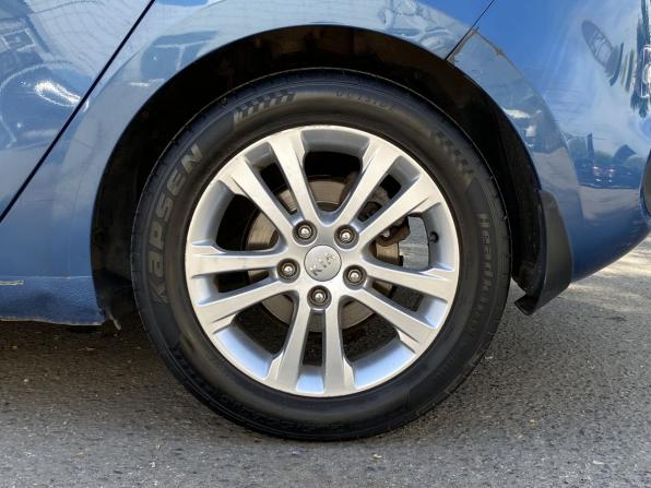 Kia Ceed II с пробегом 2014 года, цена 830 000 рублей, 269029 км, хэтчбек, Автокод Объявления