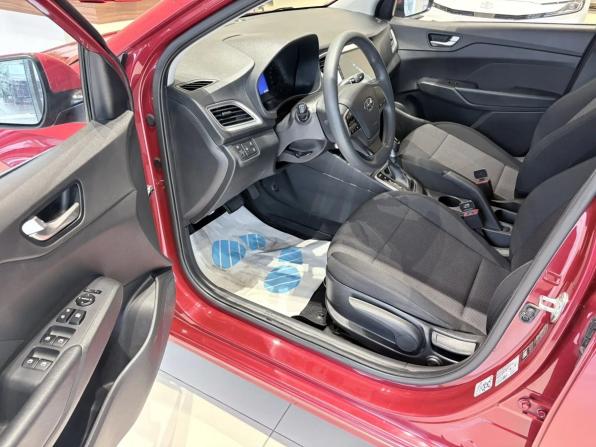Hyundai Solaris II Рестайлинг с пробегом 2021 года, цена 1 540 000 рублей, 66128 км, седан, Автокод Объявления