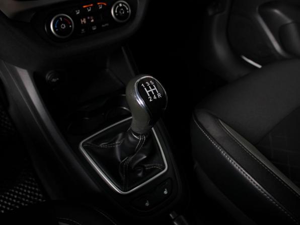 Lada (ВАЗ) Vesta I с пробегом 2018 года, цена 945 000 рублей, 181000 км, универсал, Автокод Объявления