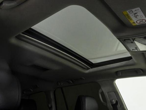 Toyota Land Cruiser 200 Series Рестайлинг 2 с пробегом 2015 года, цена 4 799 000 рублей, 250306 км, внедорожник, Автокод Объявления