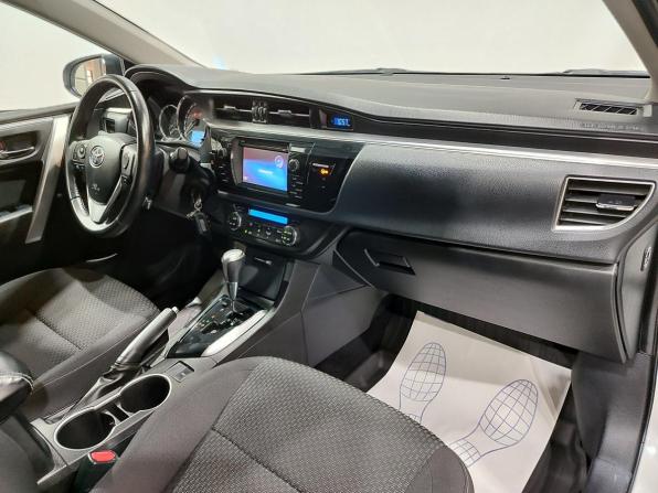 Toyota Corolla XI (E160 E170 E180) с пробегом 2014 года, цена 1 350 000 рублей, 135121 км, седан, Автокод Объявления