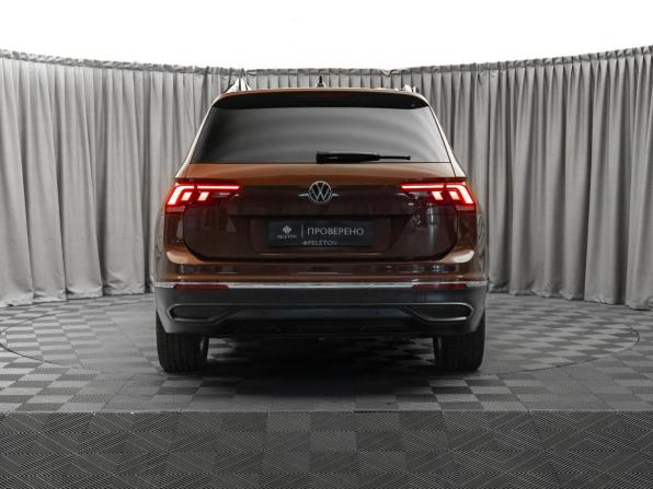 Volkswagen Tiguan II Рестайлинг с пробегом 2021 года, цена 2 860 000 рублей, 65182 км, внедорожник, Автокод Объявления