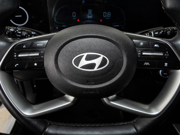 Hyundai Elantra VII (CN7) Рестайлинг с пробегом 2023 года, цена 2 127 000 рублей, 69905 км, седан, Автокод Объявления