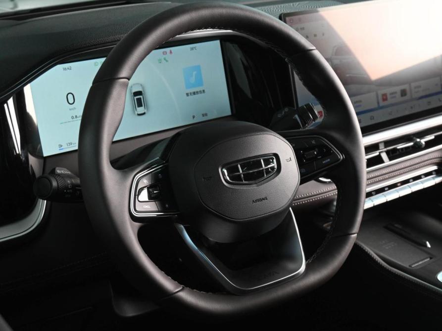 Geely Monjaro I Рестайлинг 2 Ростов-на-Дону  - изображение 13