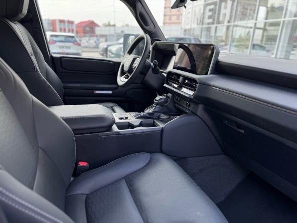 Toyota Land Cruiser Prado 250 Series с пробегом 2024 года, цена 9 550 000 рублей, 3722 км, внедорожник, Автокод Объявления