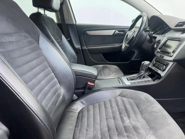 Volkswagen Passat B7 с пробегом 2011 года, цена 1 003 000 рублей, 221466 км, универсал, Автокод Объявления