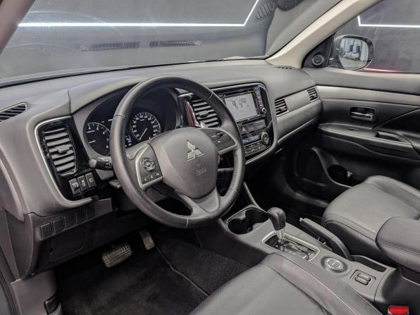 Mitsubishi Outlander III с пробегом 2013 года, цена 1 700 000 рублей, 76575 км, внедорожник, Автокод Объявления