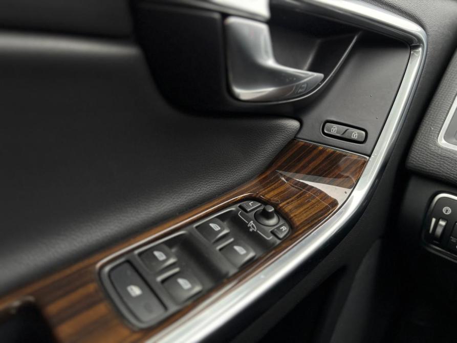 Volvo XC60 I Рестайлинг Набережные Челны  - изображение 29