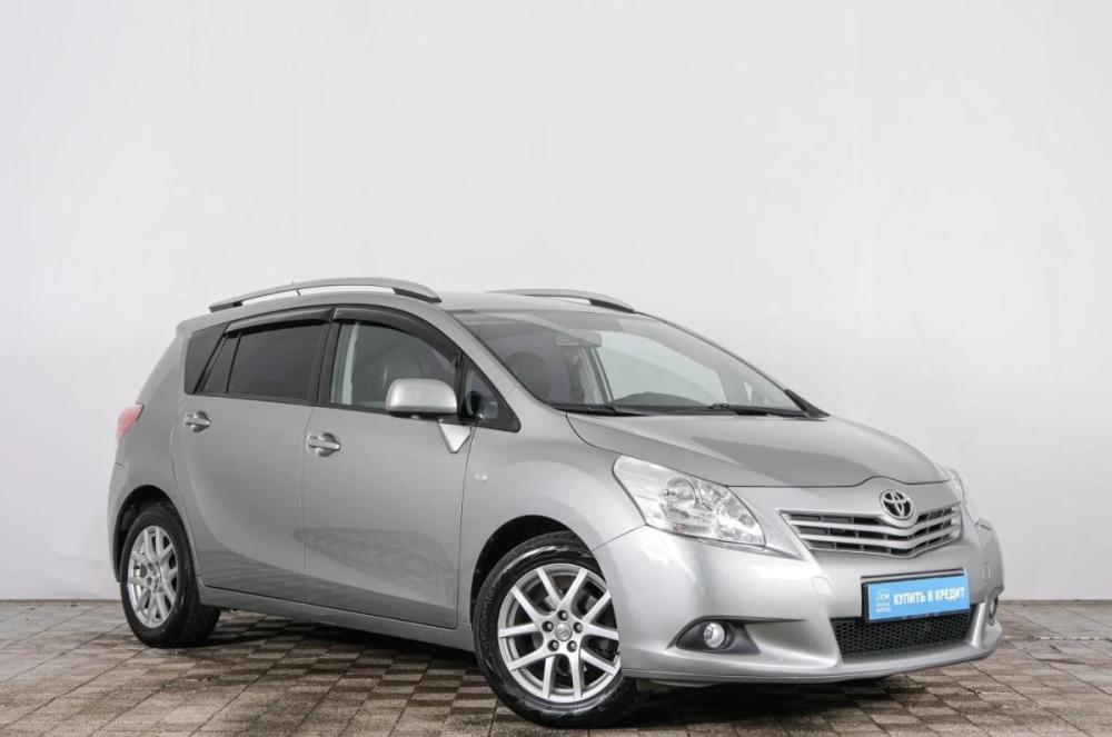 Toyota Verso I Красноярск  - изображение 1