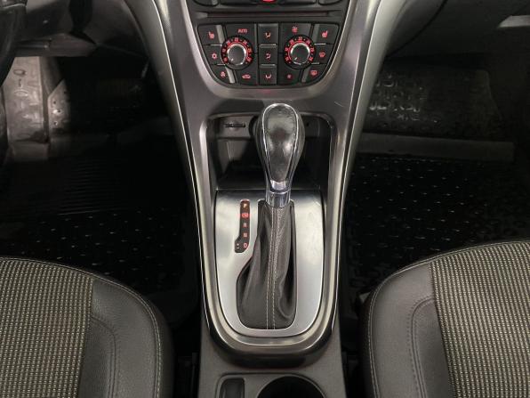 Opel Astra J с пробегом 2012 года, цена 670 000 рублей, 277145 км, хэтчбек, Автокод Объявления
