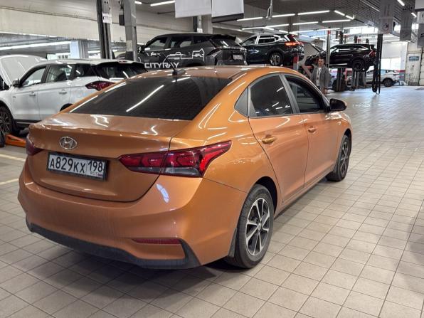 Hyundai Solaris I Рестайлинг с пробегом 2017 года, цена 1 045 000 рублей, 91193 км, седан, Автокод Объявления