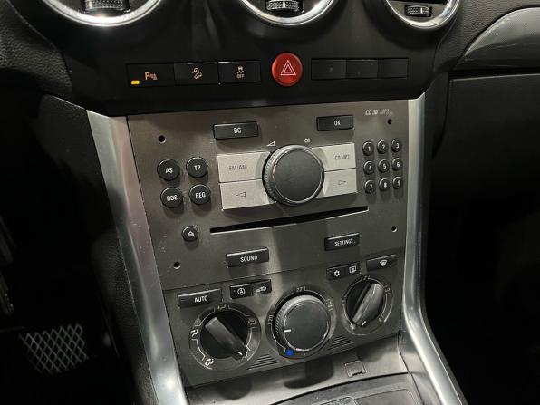 Opel Antara I Рестайлинг с пробегом 2013 года, цена 990 000 рублей, 129750 км, внедорожник, Автокод Объявления