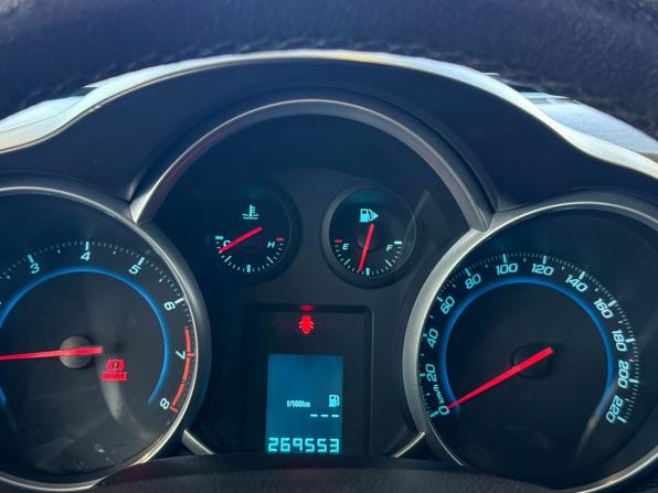 Chevrolet Cruze I Рестайлинг с пробегом 2012 года, цена 690 000 рублей, 269553 км, хэтчбек, Автокод Объявления
