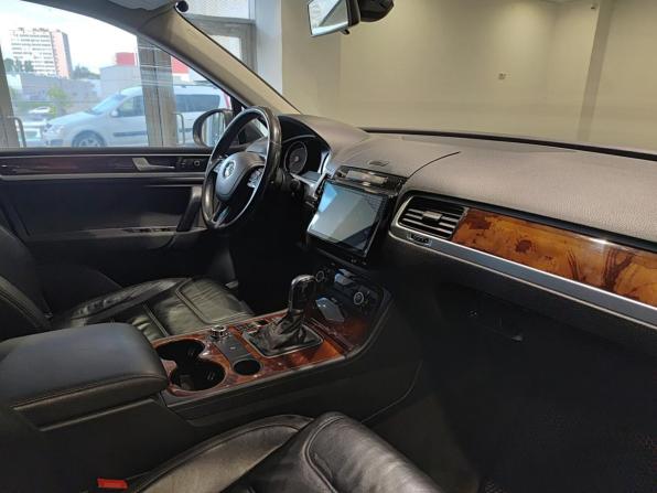 Volkswagen Touareg II с пробегом 2013 года, цена 1 850 000 рублей, 219892 км, внедорожник, Автокод Объявления