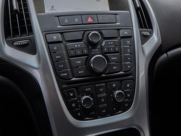 Opel Astra J Рестайлинг с пробегом 2014 года, цена 767 000 рублей, 231704 км, хэтчбек, Автокод Объявления