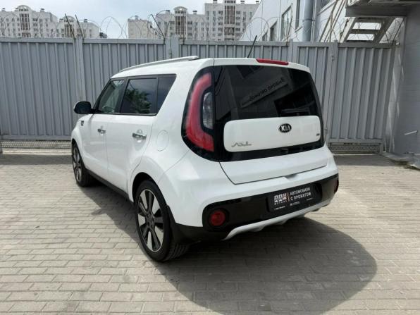 Kia Soul II Рестайлинг с пробегом 2017 года, цена 1 575 000 рублей, 85248 км, хэтчбек, Автокод Объявления