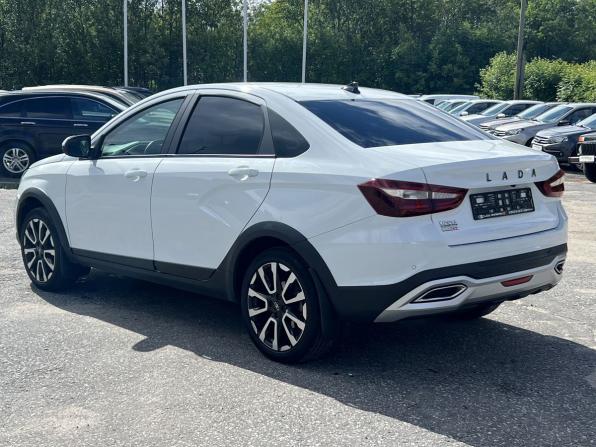 Lada (ВАЗ) Vesta I Рестайлинг (NG) с пробегом 2024 года, цена 1 325 000 рублей, 41130 км, седан, Автокод Объявления