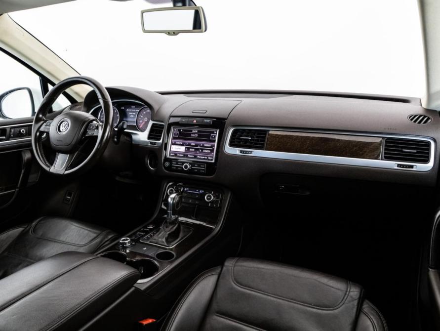 Volkswagen Touareg II Санкт-Петербург  - изображение 10