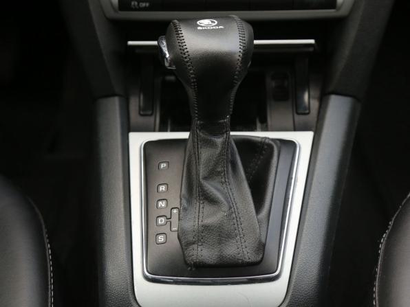 Skoda Octavia II (A5) Рестайлинг с пробегом 2012 года, цена 882 000 рублей, 206500 км, лифтбек, Автокод Объявления