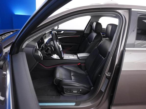 Audi A6 V (C8) с пробегом 2018 года, цена 4 299 077 рублей, 63298 км, седан, Автокод Объявления