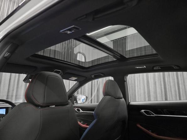 Geely Coolray I Рестайлинг с пробегом 2024 года, цена 2 400 000 рублей, 2800 км, внедорожник, Автокод Объявления