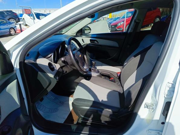 Chevrolet Cruze I Рестайлинг с пробегом 2013 года, цена 730 000 рублей, 250800 км, седан, Автокод Объявления