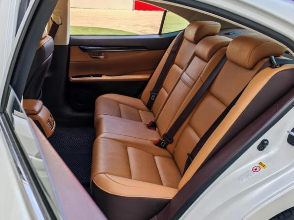 Lexus ES VI Рестайлинг с пробегом 2016 года, цена 3 090 000 рублей, 85745 км, седан, Автокод Объявления