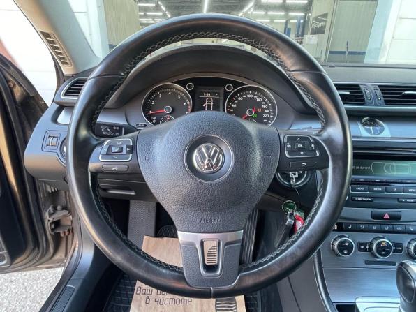 Volkswagen Passat B7 с пробегом 2013 года, цена 771 900 рублей, 290541 км, универсал, Автокод Объявления