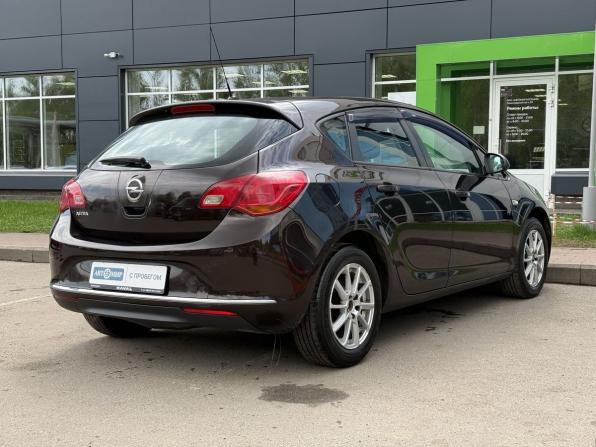Opel Astra J Рестайлинг с пробегом 2014 года, цена 570 000 рублей, 389080 км, хэтчбек, Автокод Объявления