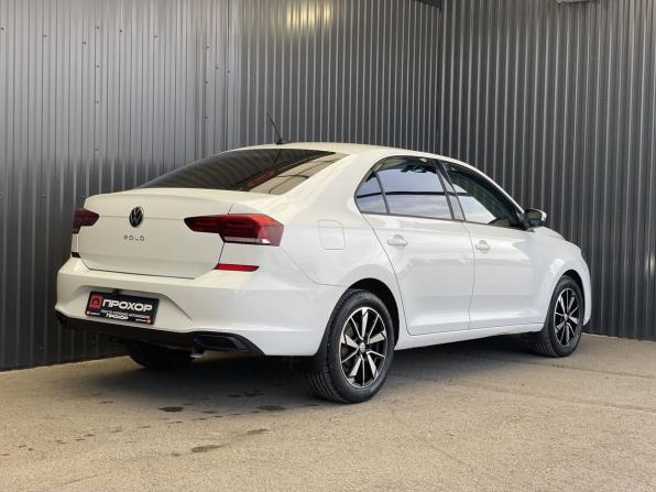 Volkswagen Polo VI с пробегом 2020 года, цена 1 387 000 рублей, 102000 км, лифтбек, Автокод Объявления