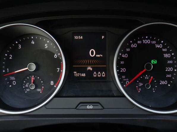 Volkswagen Tiguan II с пробегом 2019 года, цена 2 550 000 рублей, 137147 км, внедорожник, Автокод Объявления