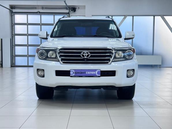 Toyota Land Cruiser 200 Series Рестайлинг 1 с пробегом 2012 года, цена 3 350 000 рублей, 299710 км, внедорожник, Автокод Объявления