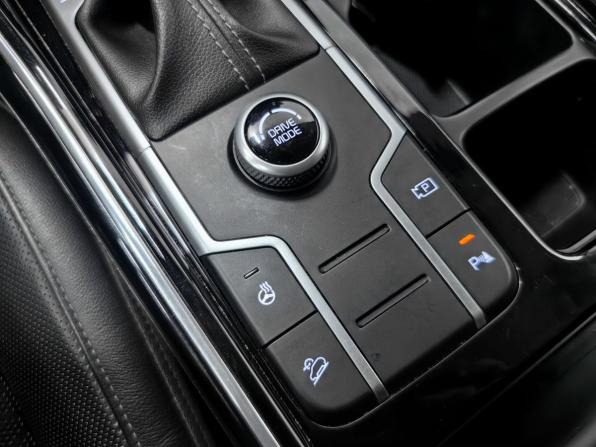 Kia Sorento IV с пробегом 2020 года, цена 3 300 000 рублей, 132000 км, внедорожник, Автокод Объявления