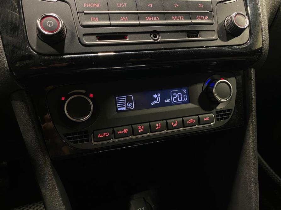 Volkswagen Polo V Рестайлинг Челябинск  - изображение 13