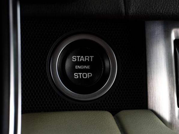 Land Rover Range Rover IV с пробегом 2013 года, цена 3 729 000 рублей, 206647 км, внедорожник, Автокод Объявления